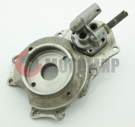 Крышка коленвала Днепр с масляным насосом в сборе Крышка коленвала Днепр с масляным насосом в сборе