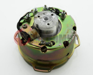 Генератор Минск Восход 14В65Вт (43.3701) (выдaет 65Вт) (низкий) Генератор Минск Восход 14В65Вт (43.3701) (выдaет 65Вт) (низкий)